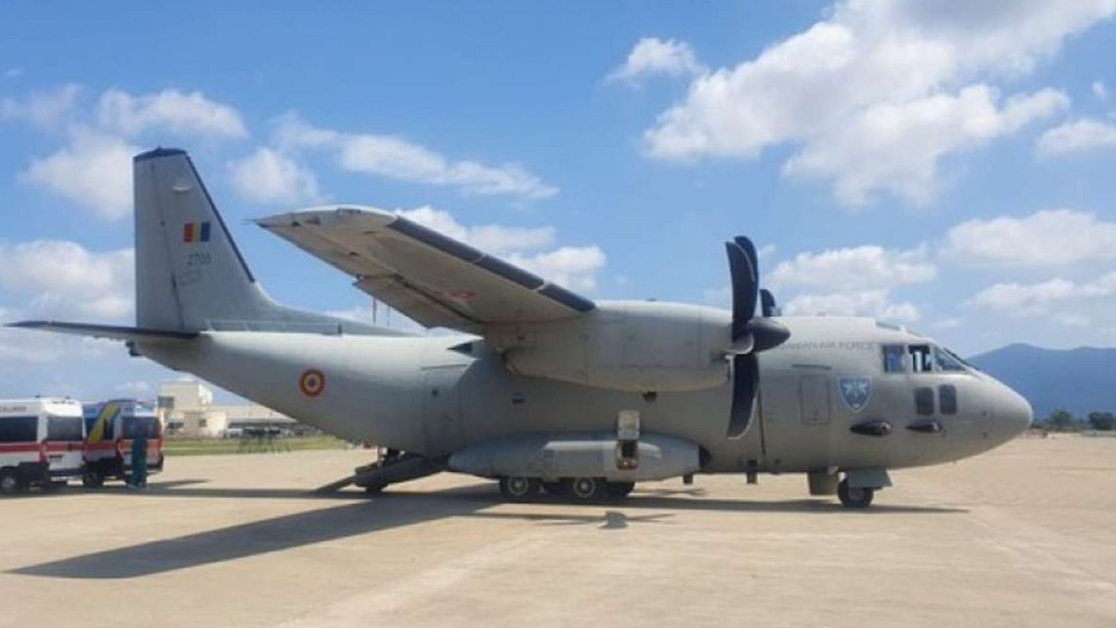 Die Alenia C-27J Spartan ist ein militärischer Mehrzwecktransporter. Das in Italien hergestellte Flugzeug besitzt keine Bewaffnung und erreicht eine Dienstgipfelhöhe von ca. 9144 Metern.Foto: ROM AF/MApN Die Alenia C-27J Spartan ist ein militärischer Mehrzwecktransporter. Das in Italien hergestellte Flugzeug besitzt keine Bewaffnung und erreicht eine Dienstgipfelhöhe von ca. 9144 Metern.Foto: ROM AF/MApN