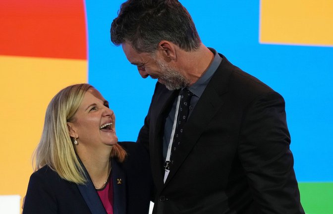 Die IOC-Spitzen Kirsty Coventry und Pau Gasol sehen den Athleten-Zuschuss als historisch. (Archivbild)<span class='image-autor'>Foto: Thanassis Stavrakis/AP/dpa</span>