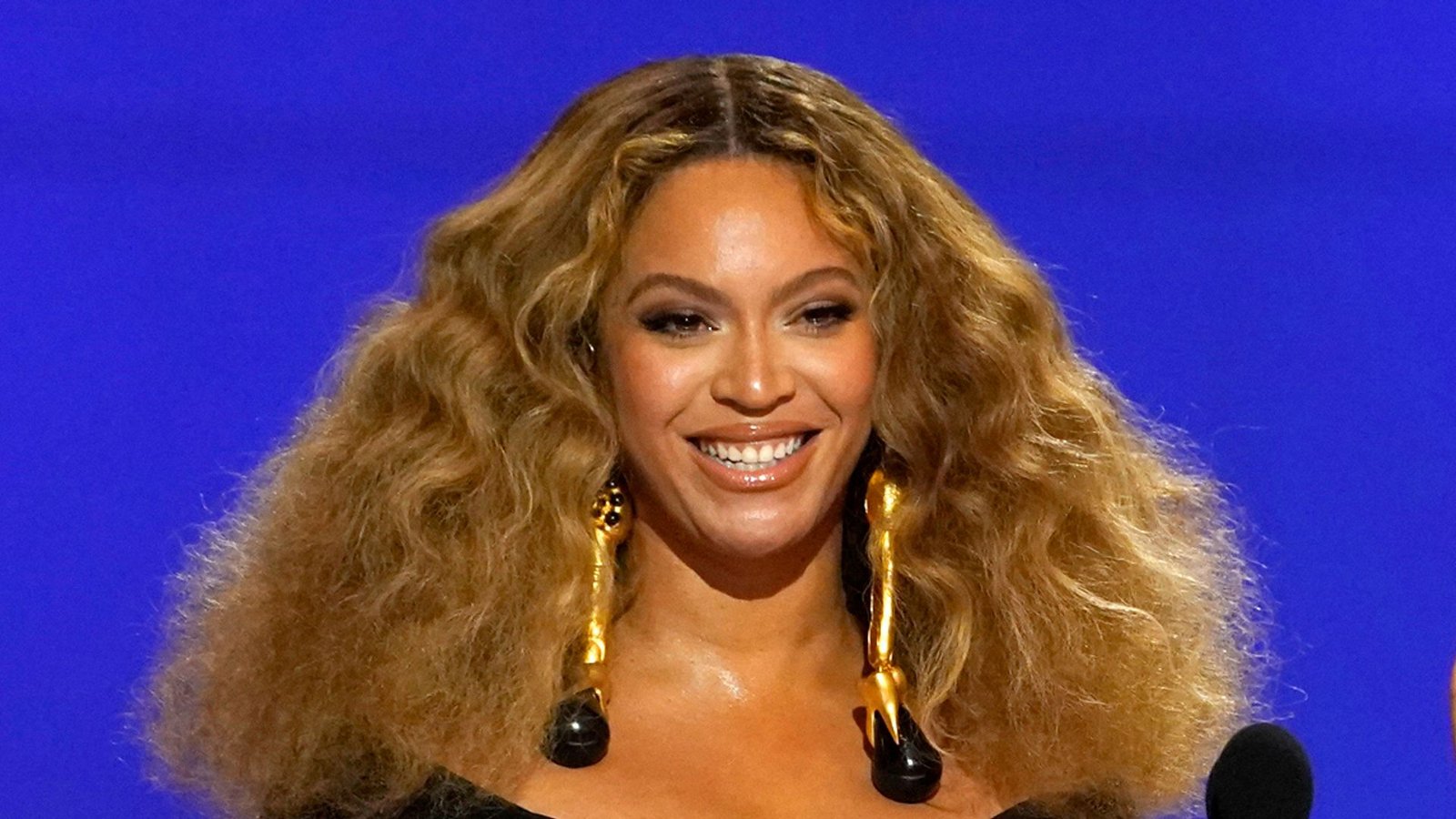 In dem neu angekündigten Film "Mufasa: Der König der Löwen" spricht US-Sängerin Beyoncé die Löwin Nala, ihre Tochter Blue Ivy Carter (12) leiht dem Löwenmädchen Kiara ihre Stimme.Foto: Chris Pizzello/AP/dpa