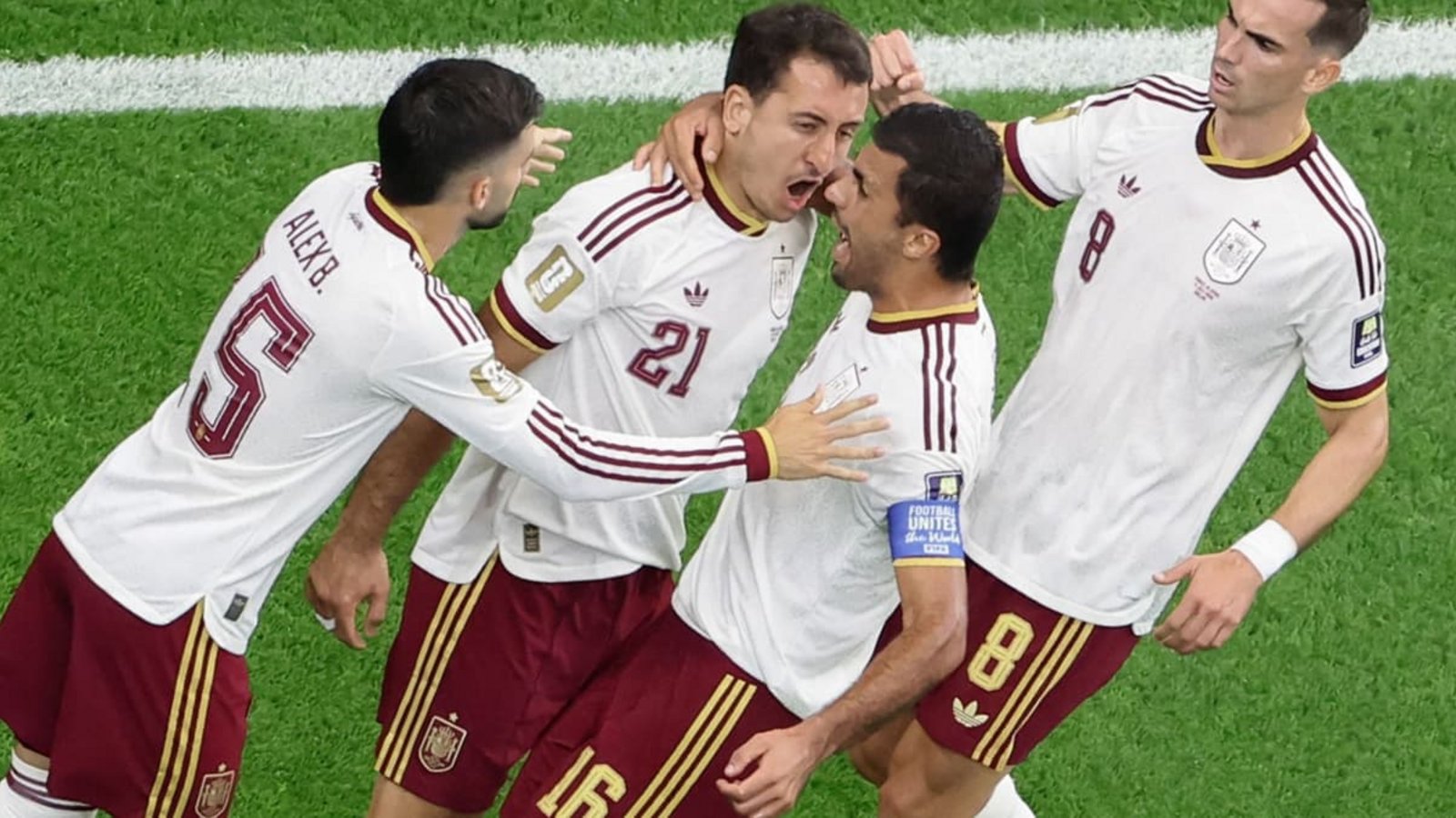 Spanien steht nach dem 2:0 gegen Frankreich im Finale der WM 2026.ARIC BECKER/afp
