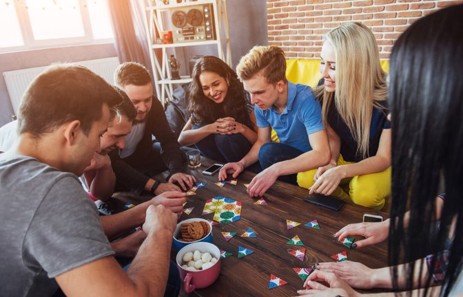 Hier finden Sie 62 Ideen, was Sie sonntags machen können. - mit Freunden oder allein - drinnen oder draußen - mit oder ohne Geld<span class='image-autor'>Foto: Standret / Shutterstock.com</span>