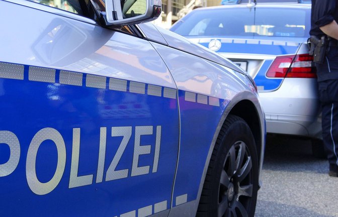 Neben dem Diebstahl von Metallen im Wert von zwei Millionen Euro sei auch ein Sachschaden im sechsstelligen Bereich entstanden. (Symbolbild)<span class='image-autor'>Foto: imago/CHROMORANGE/imago stock&people</span>