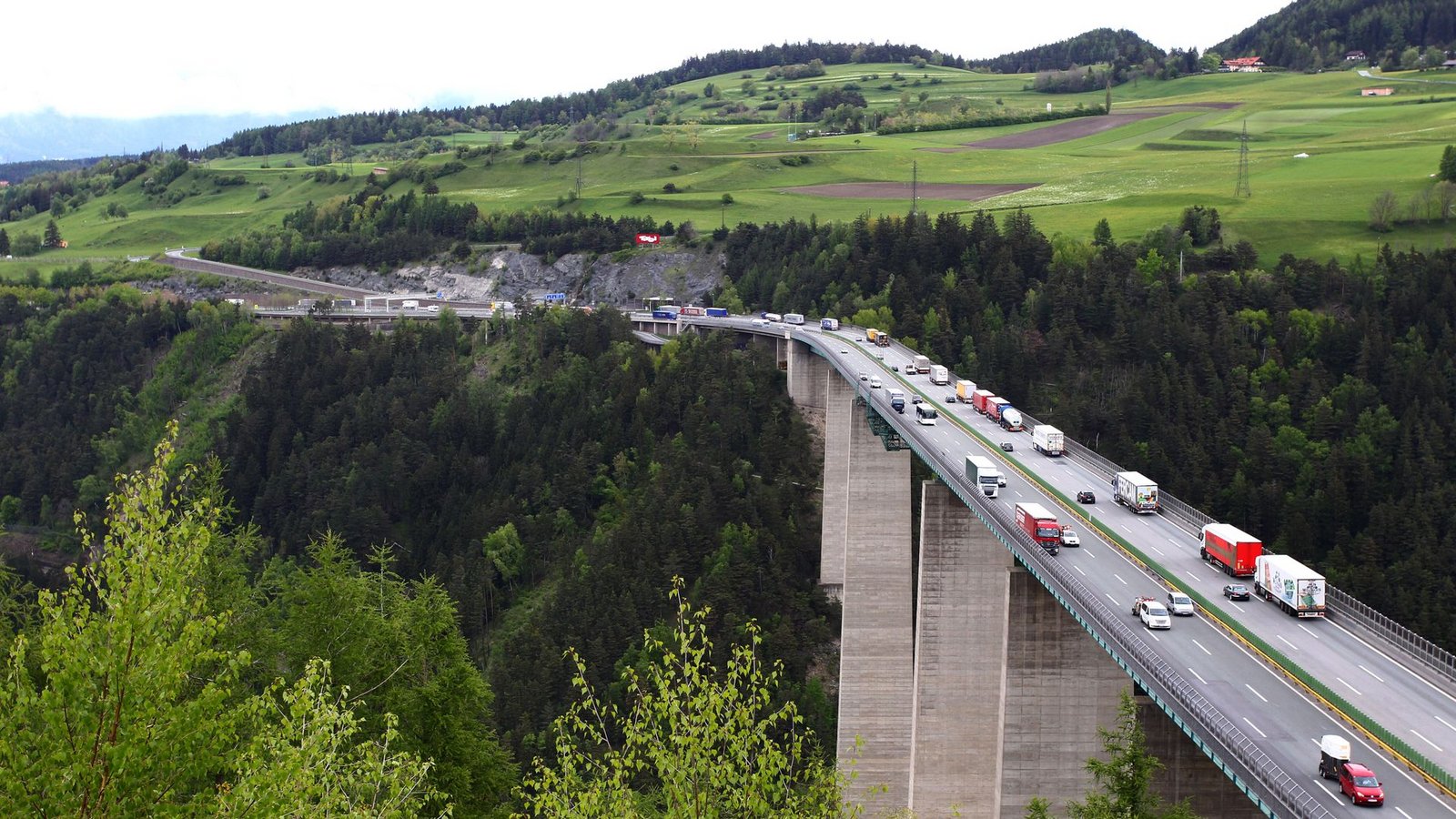 Auf der Brennerautobahn dürfte es am 30. Mai zu viel Stau kommen. (Archivbild)Foto: picture alliance / dpa