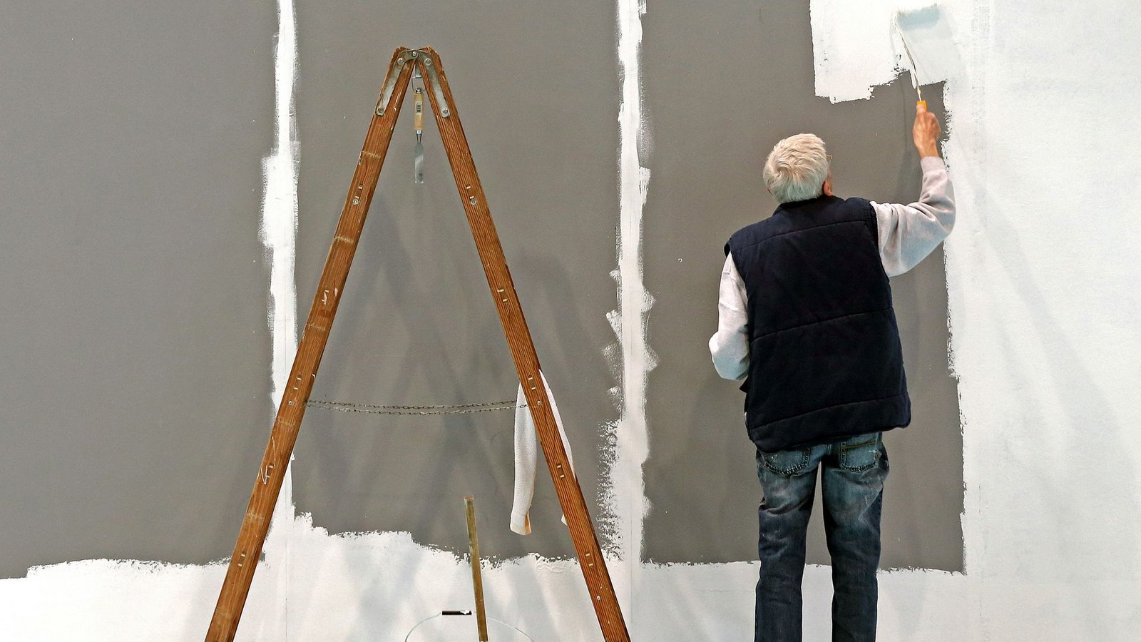 Die Zahl der Erwerbstätigen über 65 ist deutlich gestiegen. (Archivbild)Foto: Jan Woitas/dpa Die Zahl der Erwerbstätigen über 65 ist deutlich gestiegen. (Archivbild)Foto: Jan Woitas/dpa