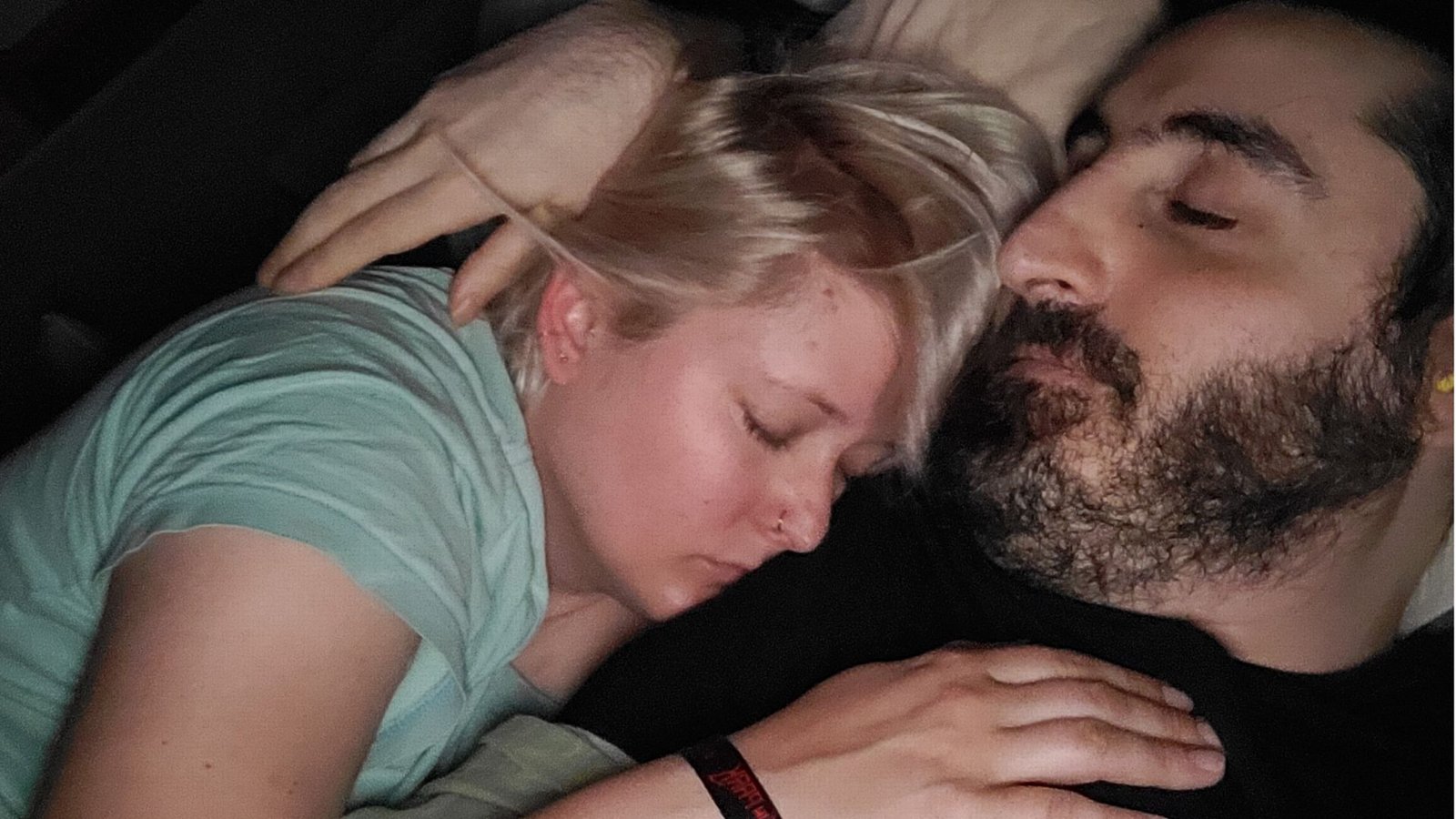 Faraz Fallahi kann wieder mit seiner Frau zusammen sein – darauf hatten sie lange gehofft.Foto: Horst Rudel Faraz Fallahi kann wieder mit seiner Frau zusammen sein – darauf hatten sie lange gehofft.Foto: Horst Rudel