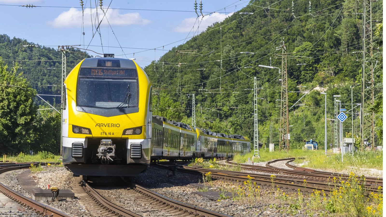 Arverio hieß früher Go Ahead und ist ein Mitbewerber der Deutschen Bahn (Symbolbild).Foto: IMAGO/Arnulf Hettrich Arverio hieß früher Go Ahead und ist ein Mitbewerber der Deutschen Bahn (Symbolbild).Foto: IMAGO/Arnulf Hettrich