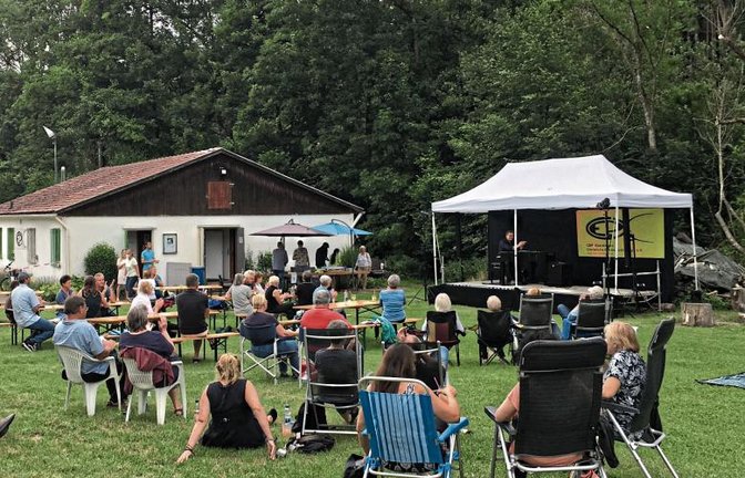 Beim CEP gab es ein Hoffnungskonzert mit dem Pianisten Michael Schlierf. Foto: Pfisterer