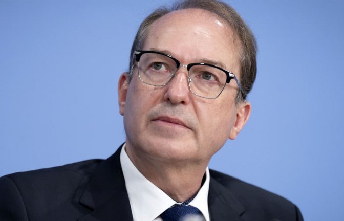 Innenminister Alexander Dobrindt (CSU) hatte die Aufnahme von Afghanen in Deutschland eng begrenzt.<span class='image-autor'>Bernd Elmenthaler/Future Image/actionpress</span>