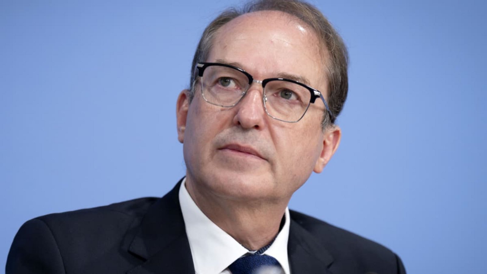 Innenminister Alexander Dobrindt (CSU) hatte die Aufnahme von Afghanen in Deutschland eng begrenzt.Bernd Elmenthaler/Future Image/actionpress Innenminister Alexander Dobrindt (CSU) hatte die Aufnahme von Afghanen in Deutschland eng begrenzt.Bernd Elmenthaler/Future Image/actionpress