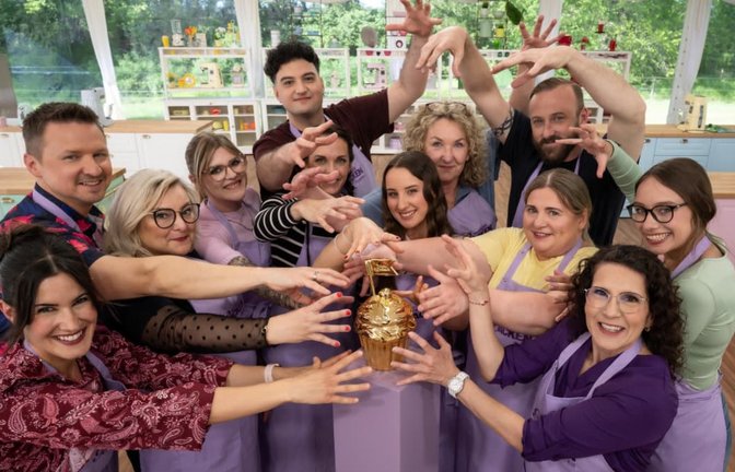 Diese Kandidatinnen und Kandidaten kämpfen 2026 um den Titel "Bester Hobbybäcker" oder "Beste Hobbybäckerin".<span class='image-autor'>Joyn/ Claudius Pflug</span>