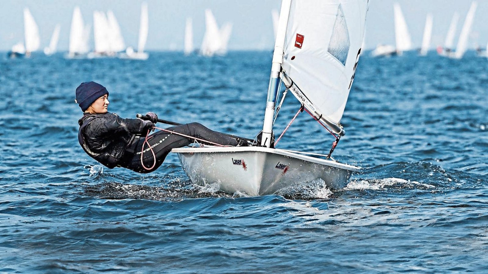Auch im Ausland mit voller Leidenschaft im Einsatz: Katharina Schoch vom Stuttgarter Segelclub an Ostern bei einer Regatta auf dem Gardasee bei Malcesine. Foto: privat Auch im Ausland mit voller Leidenschaft im Einsatz: Katharina Schoch vom Stuttgarter Segelclub an Ostern bei einer Regatta auf dem Gardasee bei Malcesine. Foto: privat