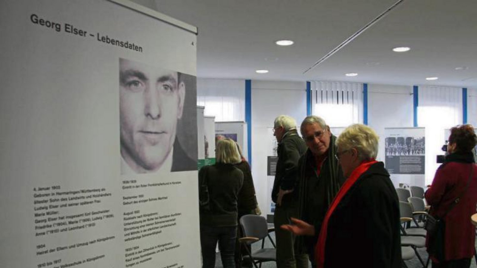 Informationen zu Georg Elser im Sitzungssaal des Illinger Rathauses. Foto: Rücker Informationen zu Georg Elser im Sitzungssaal des Illinger Rathauses. Foto: Rücker