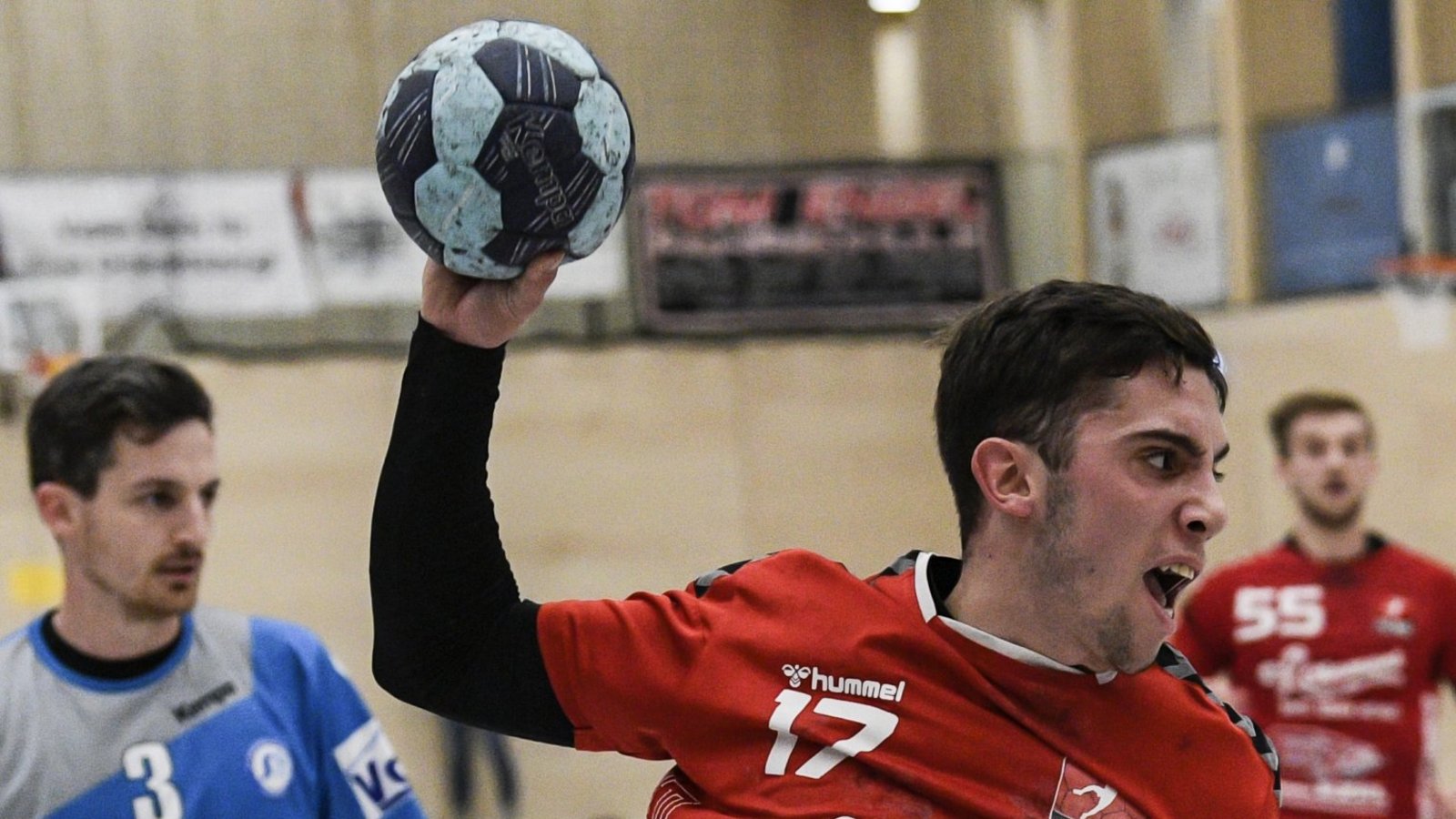 Der HC Metter-Enz (beim Wurf Louis Engel) hat Weissach mit 36:22 geschlagen. Foto: Leitner Der HC Metter-Enz (beim Wurf Louis Engel) hat Weissach mit 36:22 geschlagen. Foto: Leitner