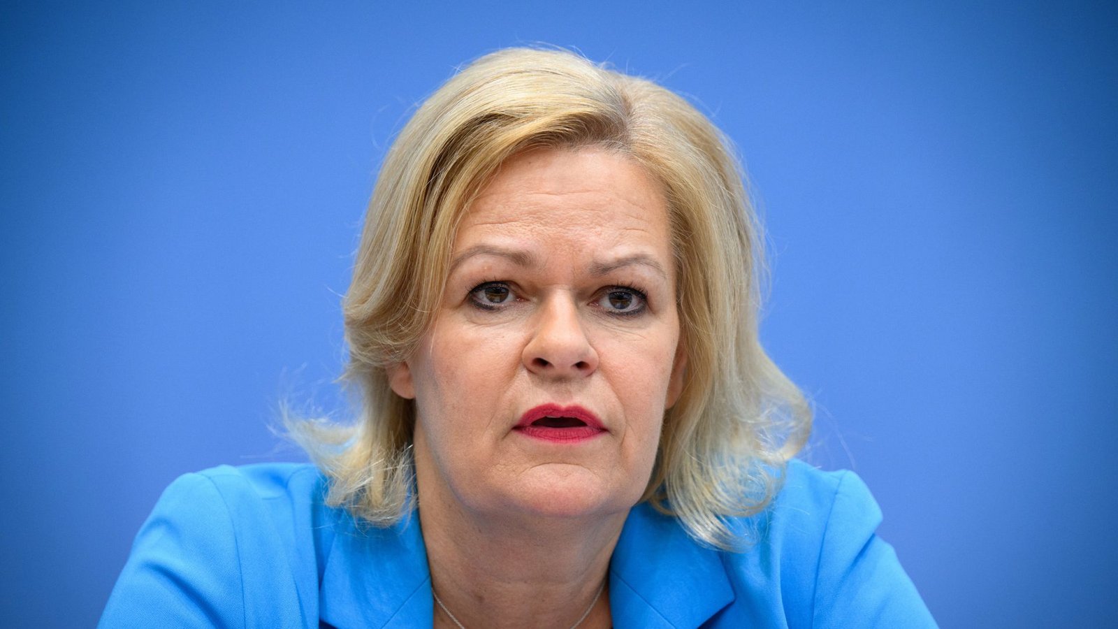 „Wir haben in diesem Jahr große Schritte nach vorne gemacht, um Migration stärker zu steuern und zu ordnen“, sagt Nancy Faeser. (Archivbild)Foto: dpa/Bernd von Jutrczenka „Wir haben in diesem Jahr große Schritte nach vorne gemacht, um Migration stärker zu steuern und zu ordnen“, sagt Nancy Faeser. (Archivbild)Foto: dpa/Bernd von Jutrczenka