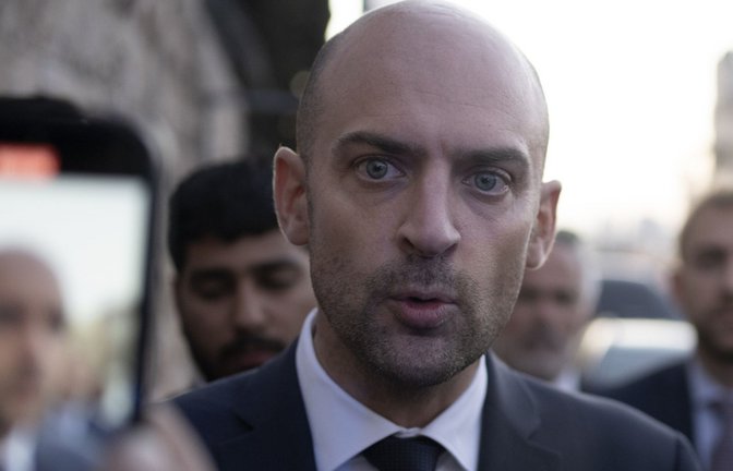 Jean-Noël Barrot (M), Außenminister von Frankreich. Bei einem Besuch in Jerusalem kam es zu einem Zwischenfall (Archivfoto).<span class='image-autor'>Foto: dpa/Maya Alleruzzo</span>