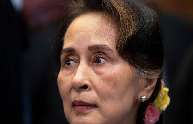 Die Kampagne fordert ein Lebenszeichen von Aung San Suu Kyi, die seit Jahren im Gefängnis sitzt. (Archivbild)<span class='image-autor'>Foto: Peter Dejong/AP/dpa</span>