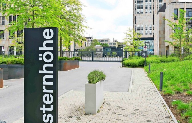 Transformation und Bauen im Bestand: Auf dem Campus Sternhöhe, der ehemaligen Daimler-Zentrale in Möhringen, ziehen Schritt für Schritt neue Unternehmen ein.<span class='image-autor'>Foto: Lichtgut/Max Kovalenko</span>