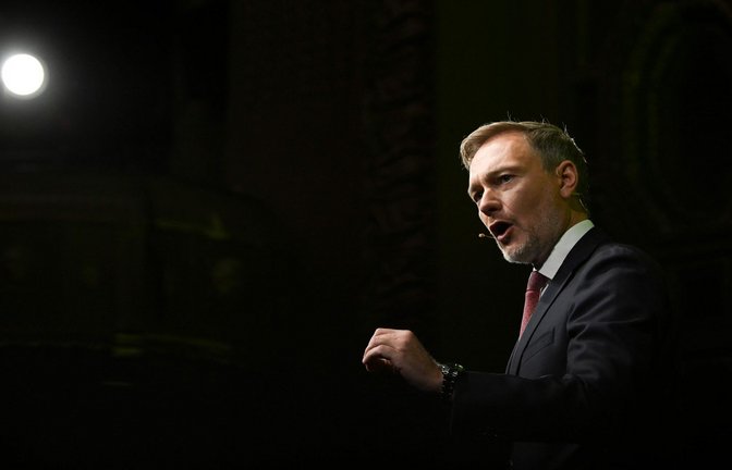 FDP-Chef Christian Lindner auf dem Dreikönigstreffen seiner Partei in Stuttgart: Die Partei gibt sich nicht auf.<span class='image-autor'>Foto: AFP/THOMAS KIENZLE</span>