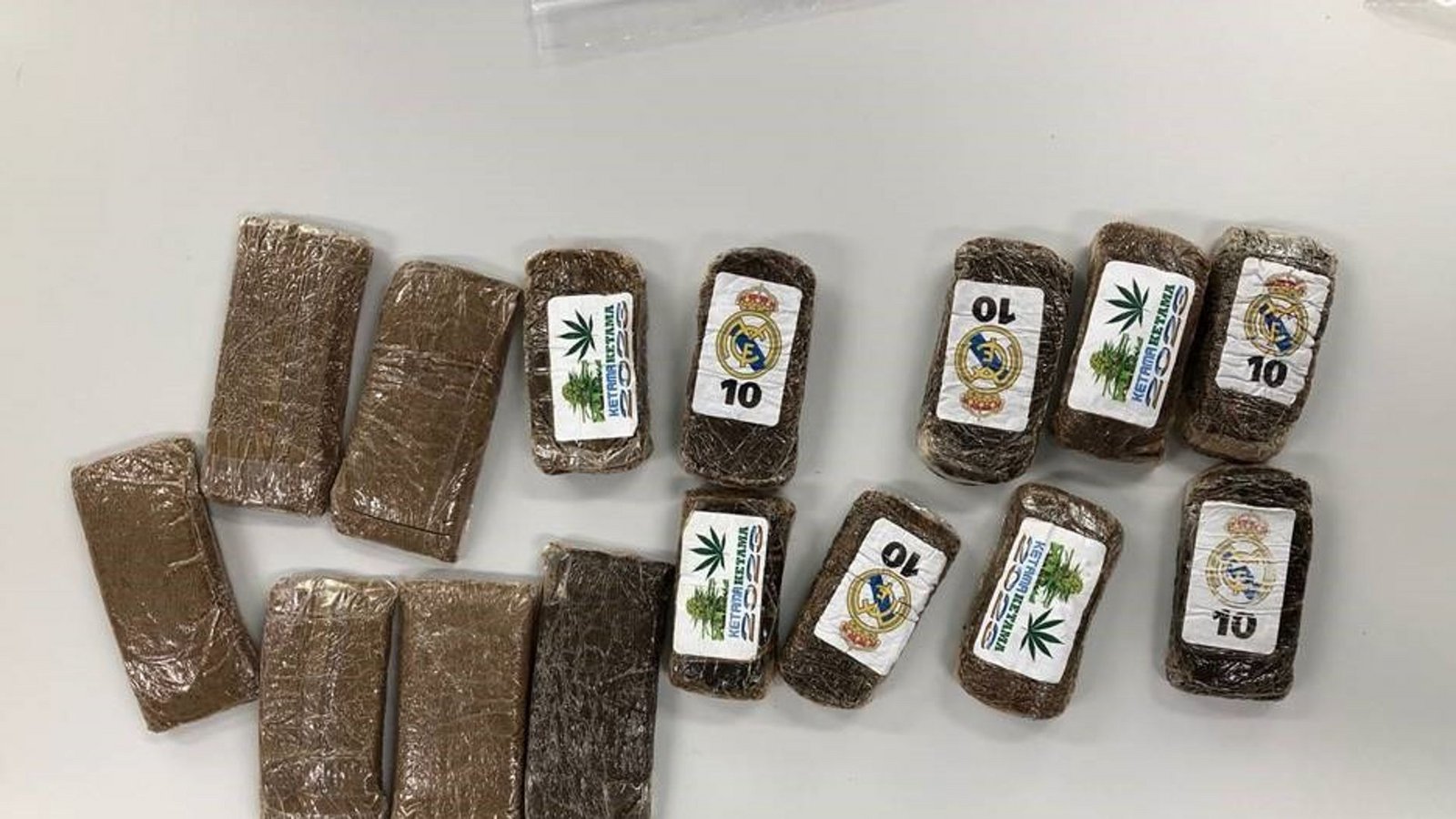 Sichergestelltes Rauschgift.Foto: Polizei Konstanz Sichergestelltes Rauschgift.Foto: Polizei Konstanz