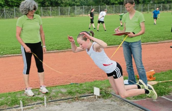 Ob beim Walking, beim Sprint oder beim Weitsprung – manche tun sich leichter, manche schwerer.