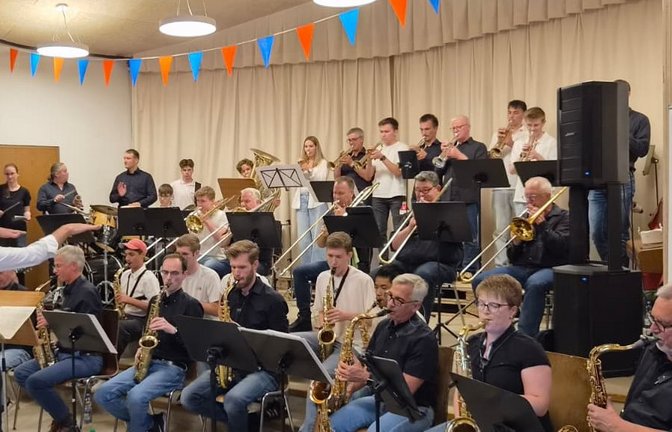 After-Work-Jazz im MVV-Pavillon ist ein voller Erfolg.  <span class='image-autor'>Foto: p</span>