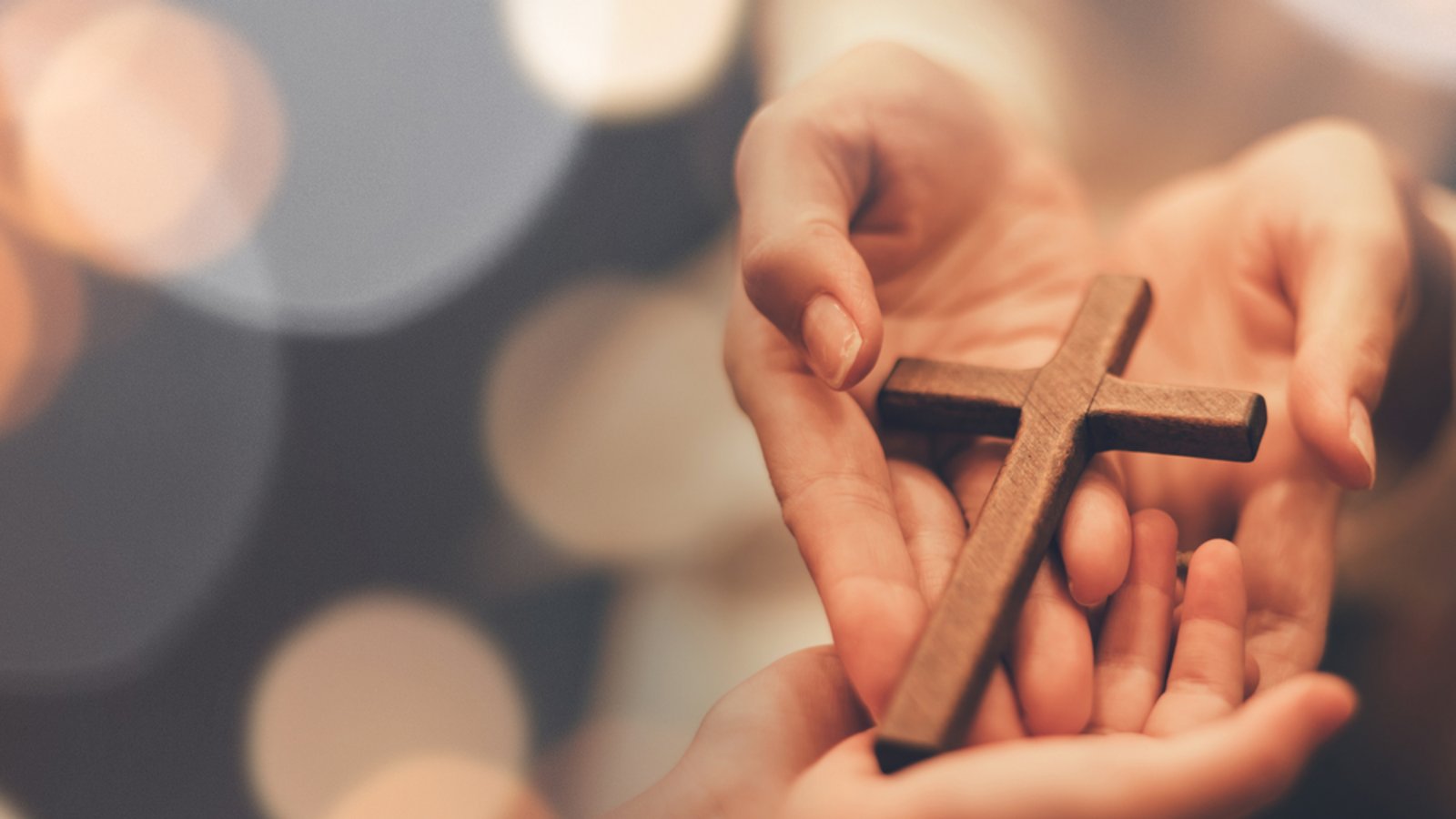 Was bedeutet das "Kar" in "Karfreitag"?Foto: PUWADON SANG / Shutterstock