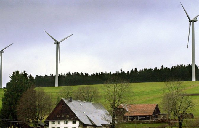Wie viel Platz ist künftig für Windräder im Land?<span class='image-autor'>Foto: dpa/dpaweb/A2070 Rolf Haid</span>