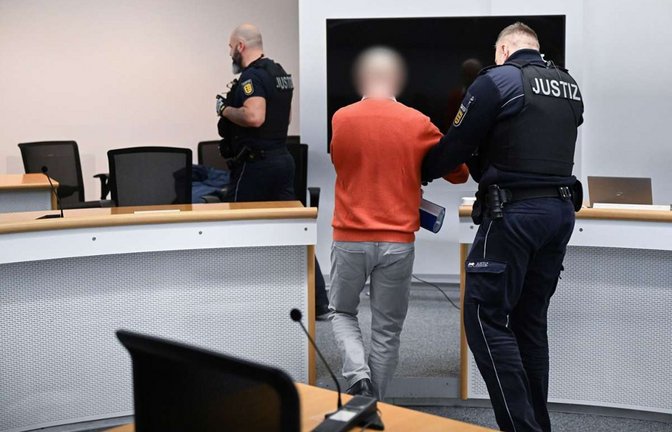 Der 62-jährige Mann will, dass sein Verfahren neu aufgerollt wird.<span class='image-autor'>Foto: dpa/Bernd Weißbrod</span>