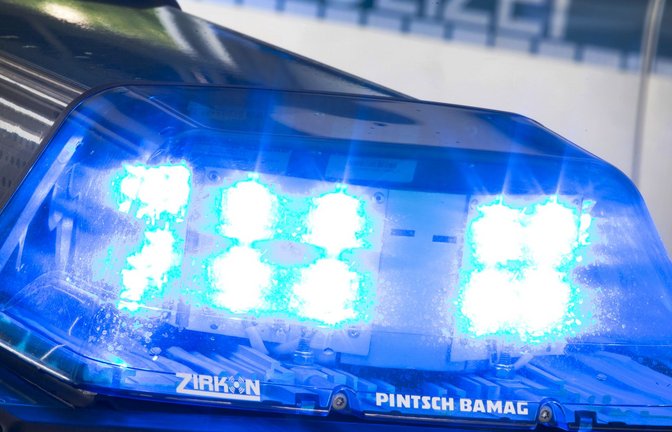 Eine 19-Jährige wird   von einem Unbekannten belästigt, sein Begleiter filmt die Tat.<span class='image-autor'>Foto: Friso Gentsch/dpa/Friso Gentsch</span>