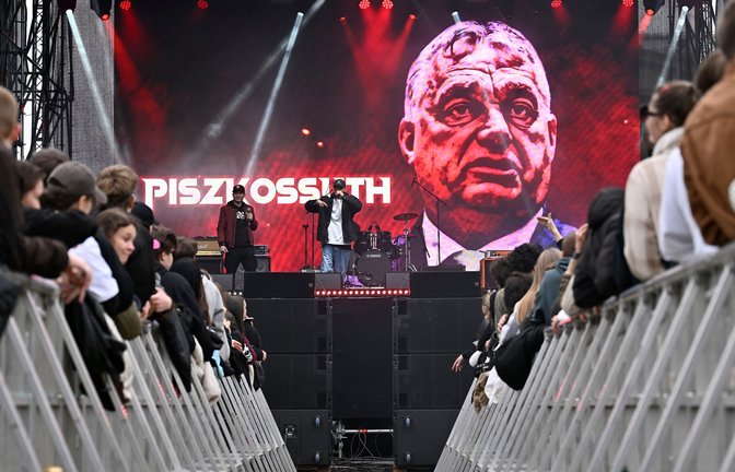 Ministerpräsident VIktor Orban muss bei der Wahl in Ungarn um seine Macht bangen.<span class='image-autor'>Foto: Denes Erdos/AP/dpa</span>