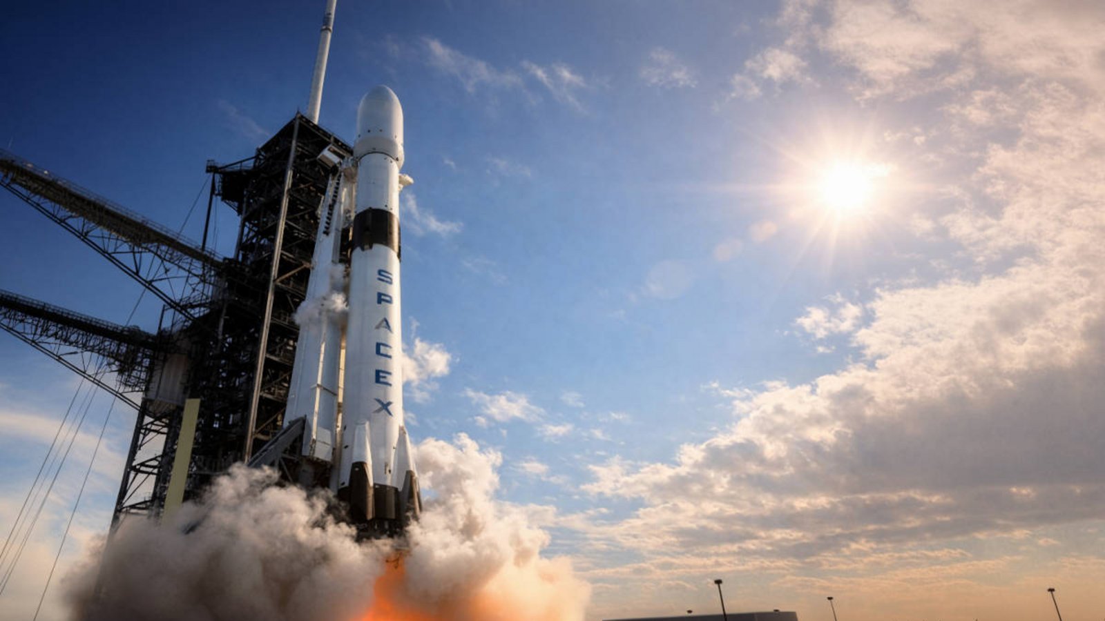 SpaceX, Börsengang, IPO, Nasdaq, Termin, Uhrzeit, Börsenstart, Aktie, Aktien, Ticker, SPCX, Ausgabepreis, Erstkurs, New York, Deutschland, Frankfurt, Xetra, Anleger, Zeichnung, HandelsstartFoto: Shutterstock AI / Shutterstock.com