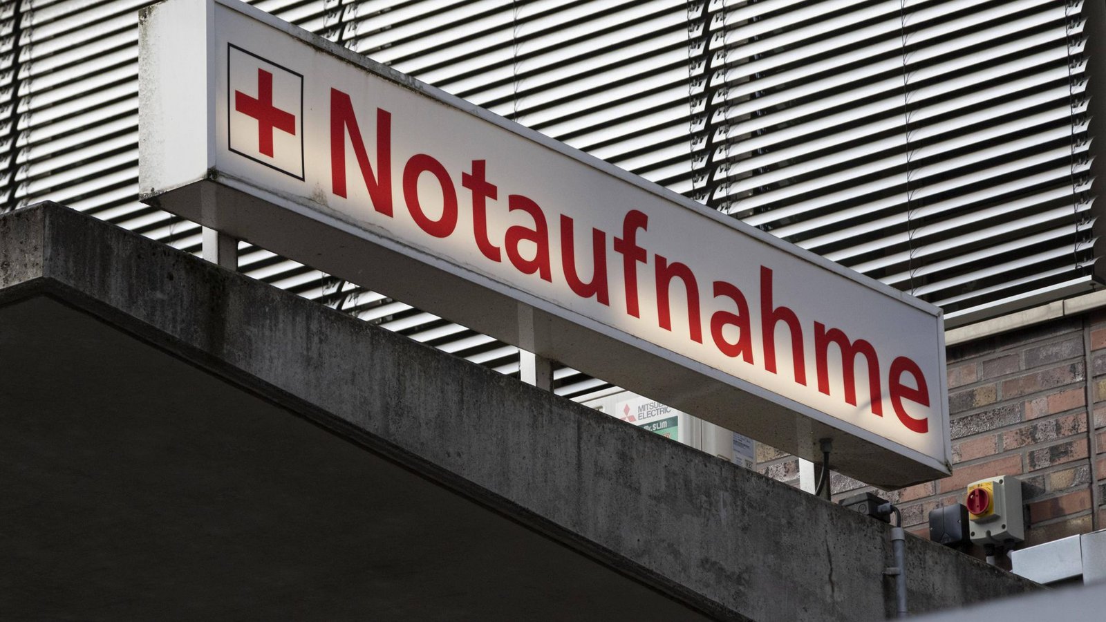 Was geschah in der Notaufnahme (Symbolbild)?Foto: IMAGO/Christopher Tamcke Was geschah in der Notaufnahme (Symbolbild)?Foto: IMAGO/Christopher Tamcke