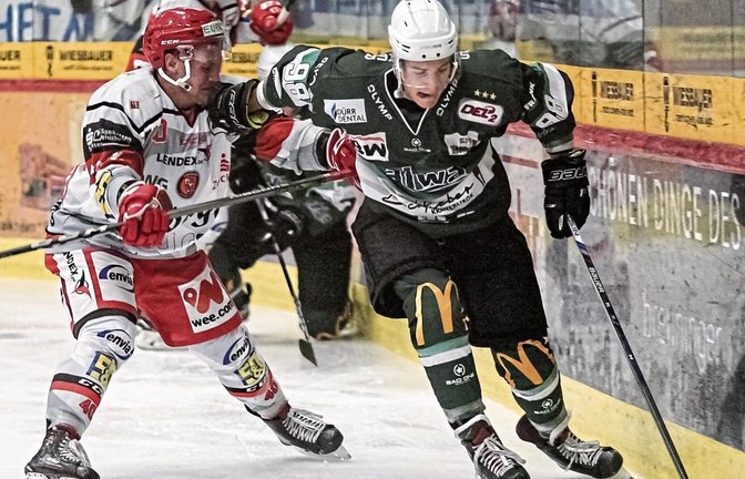 Bietigheims Eigengewächs Leon Müller (rechts) kommt trotz der vielen Ausfälle nur sporadisch zum Einsatz. Foto: Archiv/Simecek
