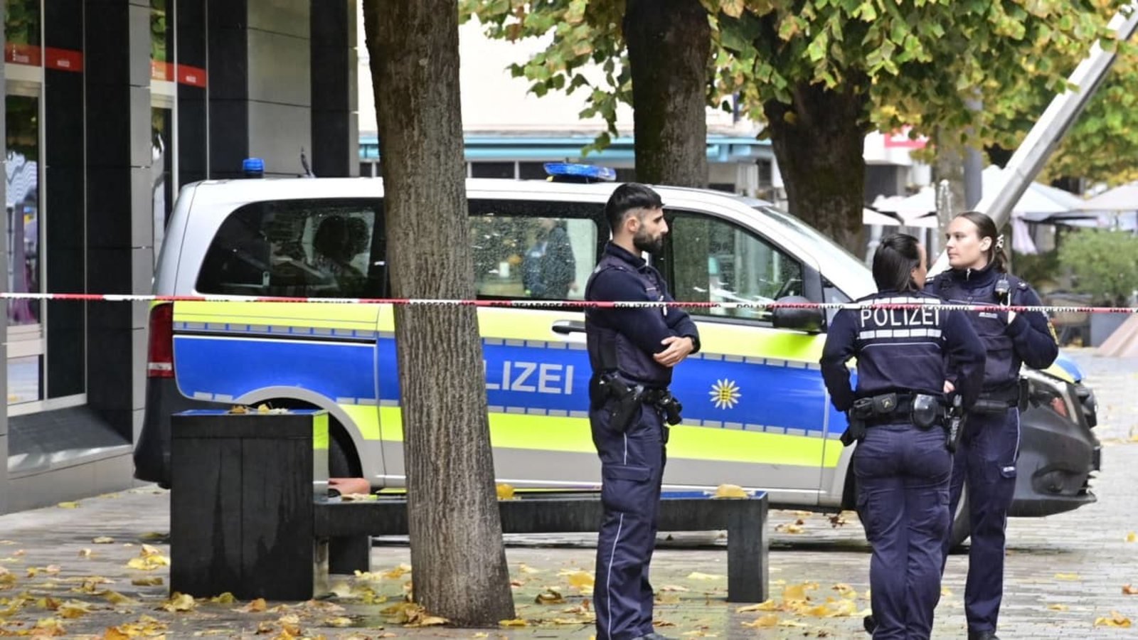 Der erschossene Mann hatte offenbar keine scharfe Waffe dabei.Roland Sprich/dpa Der erschossene Mann hatte offenbar keine scharfe Waffe dabei.Roland Sprich/dpa