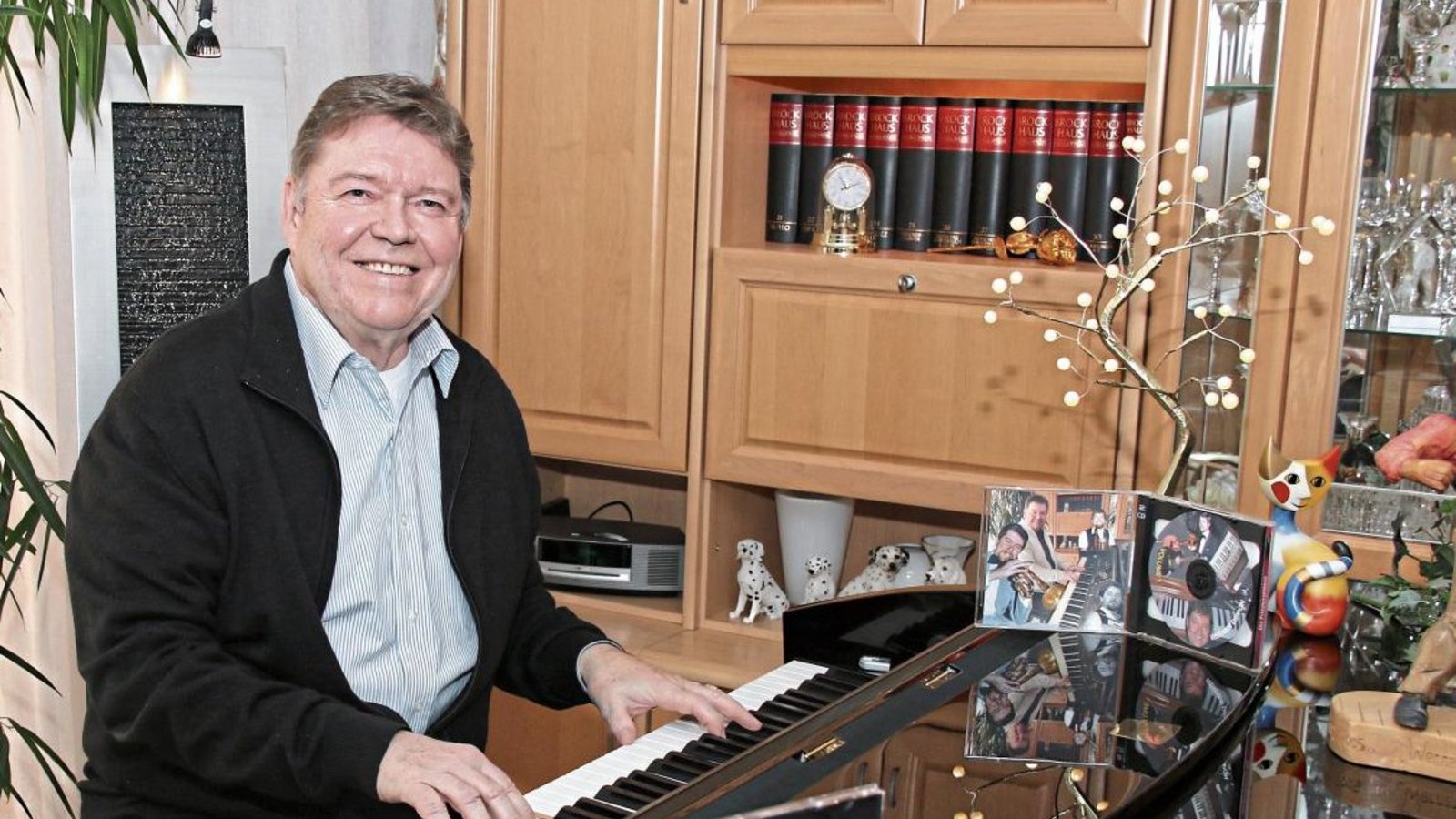 Werner Dippon präsentiert eine Instrumental-Produktion: 42 Titel auf einer Doppel-CD. Foto: Bögel Werner Dippon präsentiert eine Instrumental-Produktion: 42 Titel auf einer Doppel-CD. Foto: Bögel