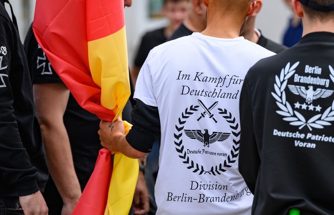 Die Türkische Gemeinde in Deutschland (TGD) fragt angesichts von rechter Gewalt und mit Blick auf die Landtagswahlen im Herbst: Wer kümmert sich um unsere Sicherheit? (Symbolbild)<span class='image-autor'>Foto: Patrick Pleul/dpa</span>