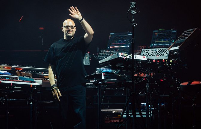 Christopher von Deylen aka Schiller ist am Montag in der Porsche-Arena aufgetreten.<span class='image-autor'>Foto: Lichtgut/Christoph Schmidt</span>