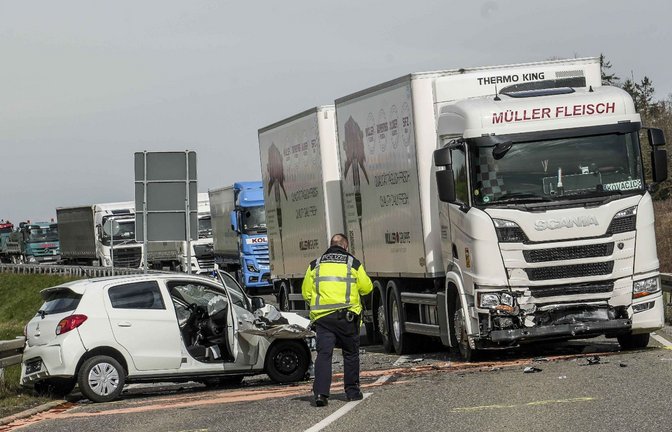 Der Unfall verursachte einen langen Stau auf der L 1361.<span class='image-autor'>Foto: SDMG</span>