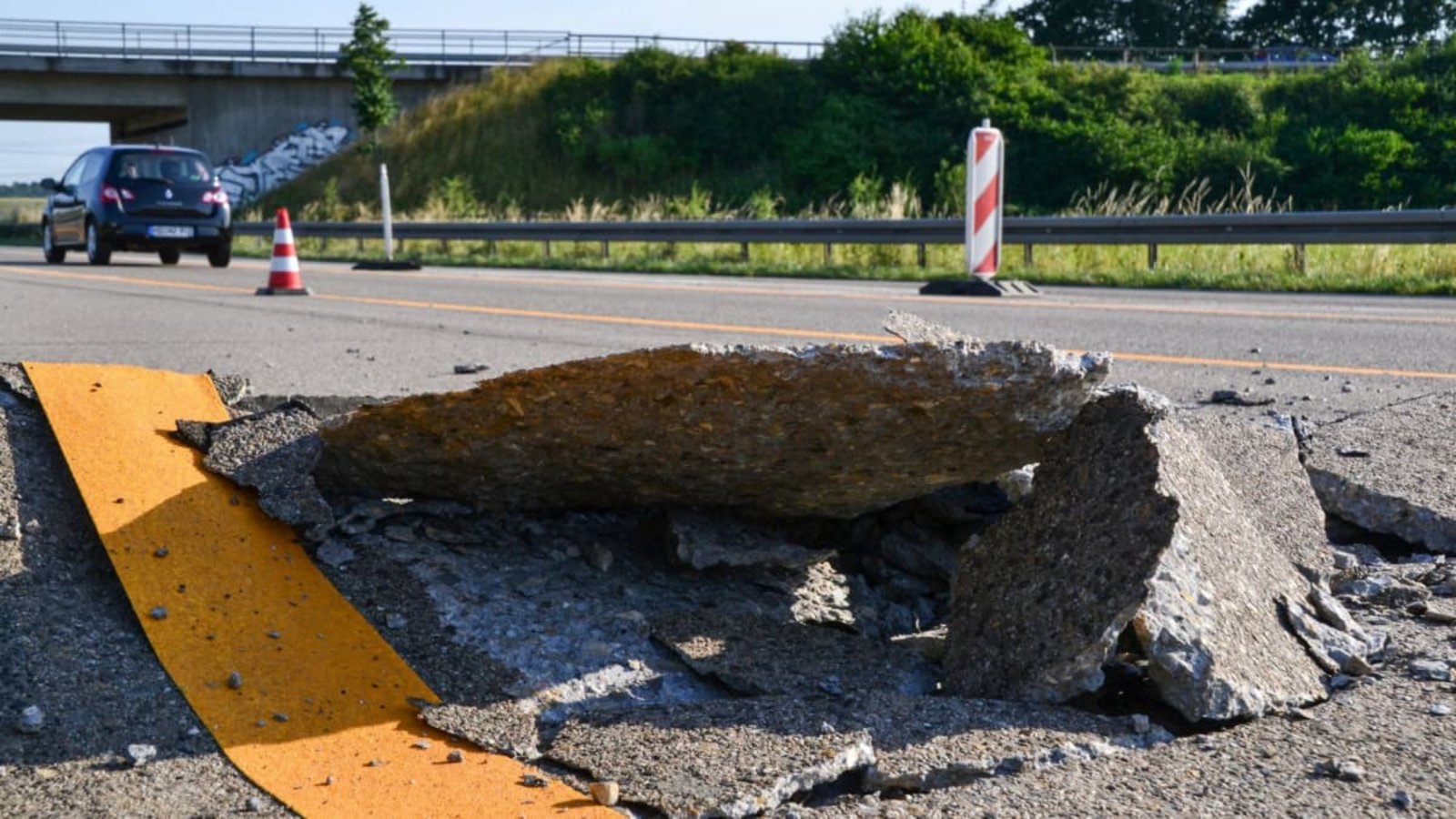 Blow-up auf der A5 bei Heidelberg. Wie können solche Schäden künftig verhindert werden?Rene Priebe/dpa