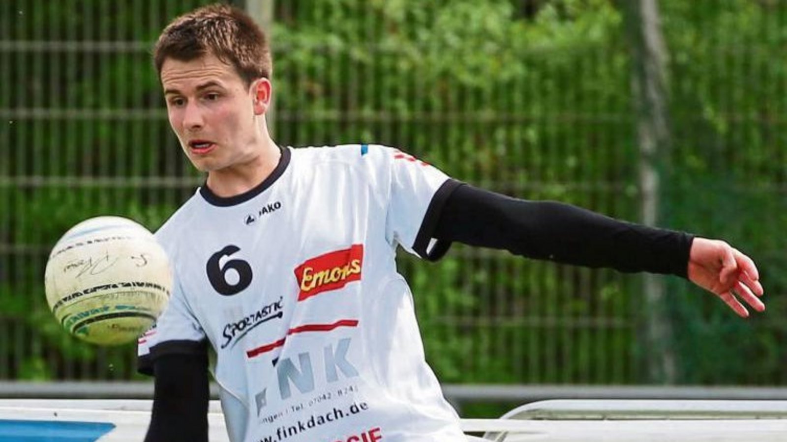Johannes Jungclaussen bringt an der Leine vollen Einsatz. Foto: Küppers Johannes Jungclaussen bringt an der Leine vollen Einsatz. Foto: Küppers