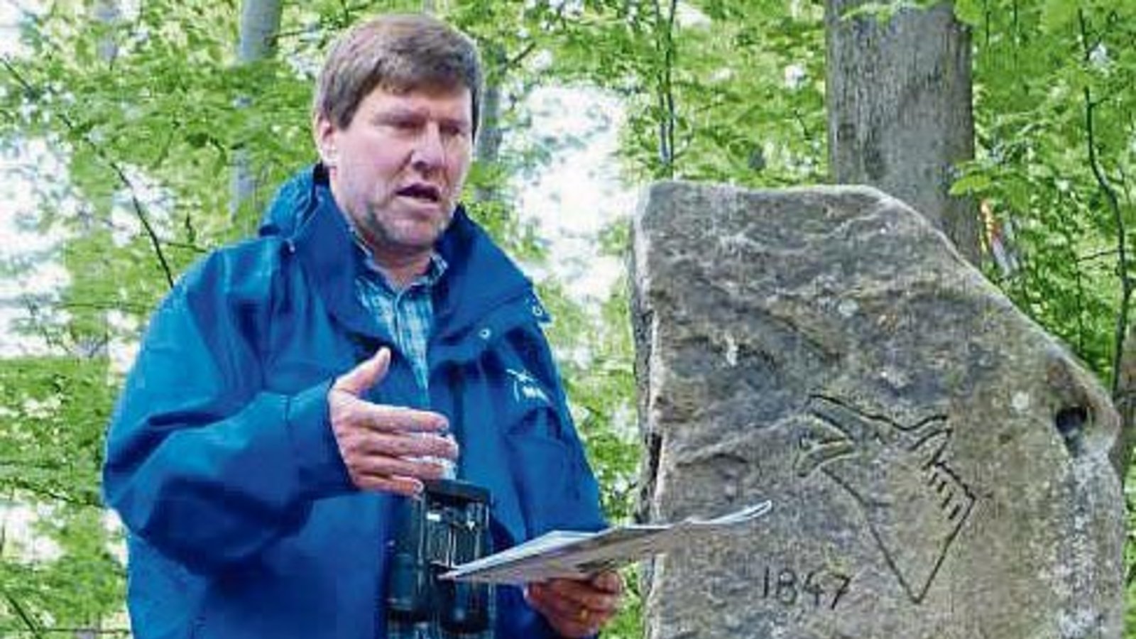 Markus Rösler vor dem Wolfsstein. Fotos: dg Markus Rösler vor dem Wolfsstein. Fotos: dg