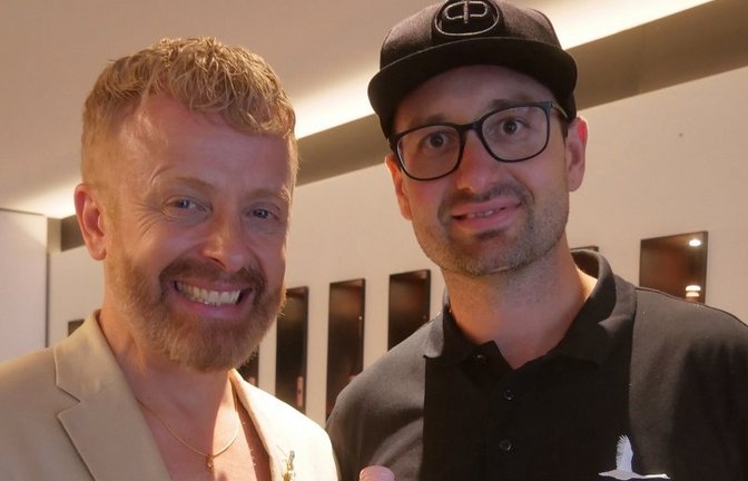 Schätzen ihre Zusammenarbeit: Ross Antony und Kellerei-Geschäftsführer Christian Kaiser.