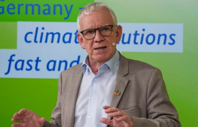 Jochen Flasbarth, Staatssekretär im deutschen Entwicklungsministerium, will einen nationalen Hitzeaktionsplan für den nächsten Sommer (Archivfoto).<span class='image-autor'>Sergei Grits/AP/dpa</span>