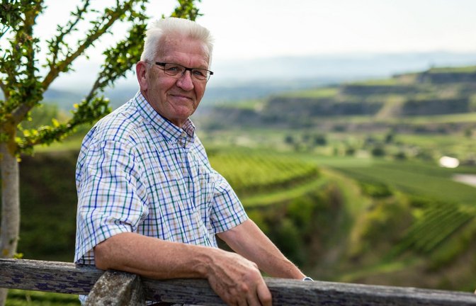 Er liebt die Natur und den Wein: Ministerpräsident Kretschmann kämpft gegen „die Verstädterung der Hirne“, die mancher Winzer in Brüssel ausgemacht hat.<span class='image-autor'>Foto: dpa/Philipp von Ditfurth</span>