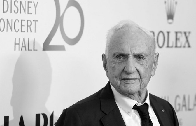 Frank Gehry 2023 bei einer Gala in der von ihm entworfenen Walt Disney Concert Hall.<span class='image-autor'>Foto: dpa/Chris Pizzello</span>
