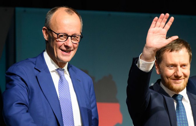 Friedrich Merz (links) bei einem Wahlkampfauftritt mit dem sächsischen Ministerpräsidenten Michael Kretschmer in Dresden.<span class='image-autor'>Foto: dpa/Robert Michael</span>