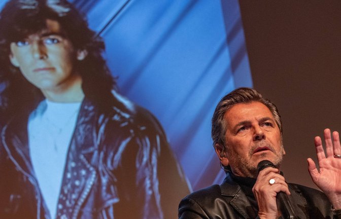 Im Duo mit sich selbst: Thomas Anders bei einem Konzert im Bonner Haus der Geschichte.<span class='image-autor'>Foto: IMAGO/Bonn.digital</span>