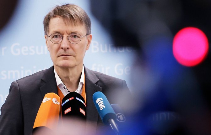 Bundesgesundheitsminister Karl Lauterbach arbeitet an einer grundlegenden Krankenhausreform.<span class='image-autor'>Foto: dpa/Carsten Koall</span>