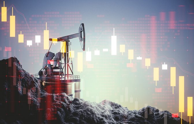 Die Ölpreise sind unter 100 US-Dollar gefallen. Friedensgespräche zwischen den USA und dem Iran sowie ein Rückgang der globalen Ölnachfrage beeinflussen die Märkte.<span class='image-autor'>Foto: Who is Danny / Shutterstock.com</span>