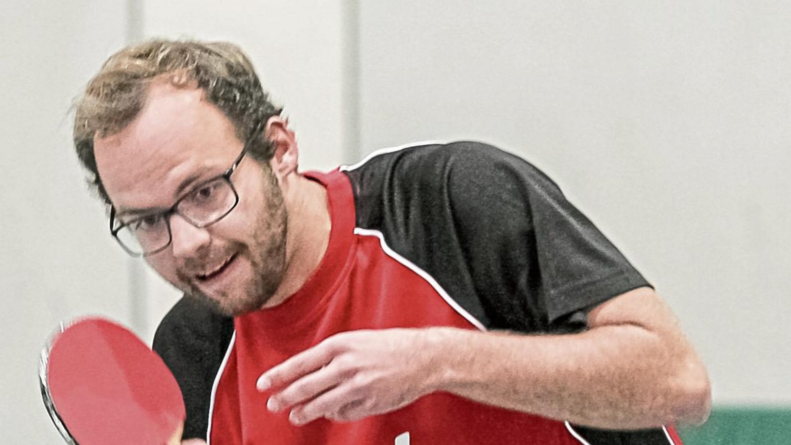 Obwohl die nominelle Nummer zwei des TSV Kleinglattbach, Philipp Gutjahr, oft an der Eins spielen musste, war er mit einer Bilanz von 22 Siegen aus 24 Einzeln der überragende Akteur beim Bezirksligarückkehrer. Foto: Simecek Obwohl die nominelle Nummer zwei des TSV Kleinglattbach, Philipp Gutjahr, oft an der Eins spielen musste, war er mit einer Bilanz von 22 Siegen aus 24 Einzeln der überragende Akteur beim Bezirksligarückkehrer. Foto: Simecek
